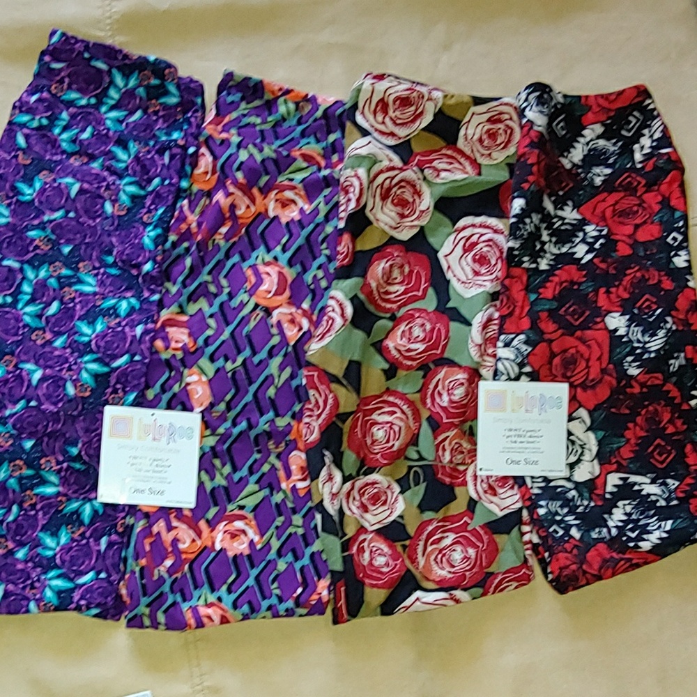 Lot of 4 Rose Prints leggings